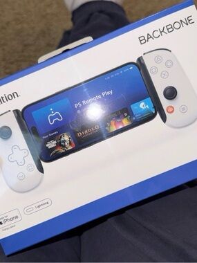 Lightning PlayStation backbone - White